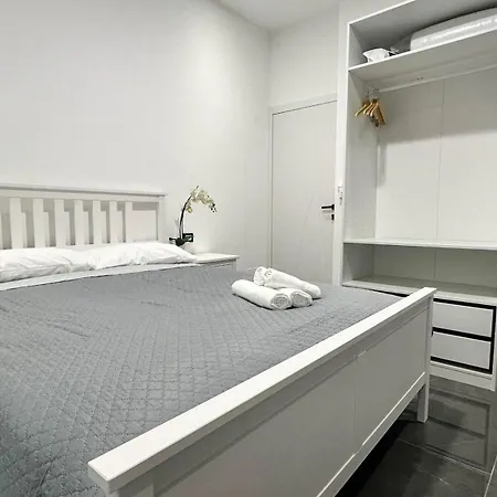Pyramid Fazio 99 - Micerino Affittacamere 3*